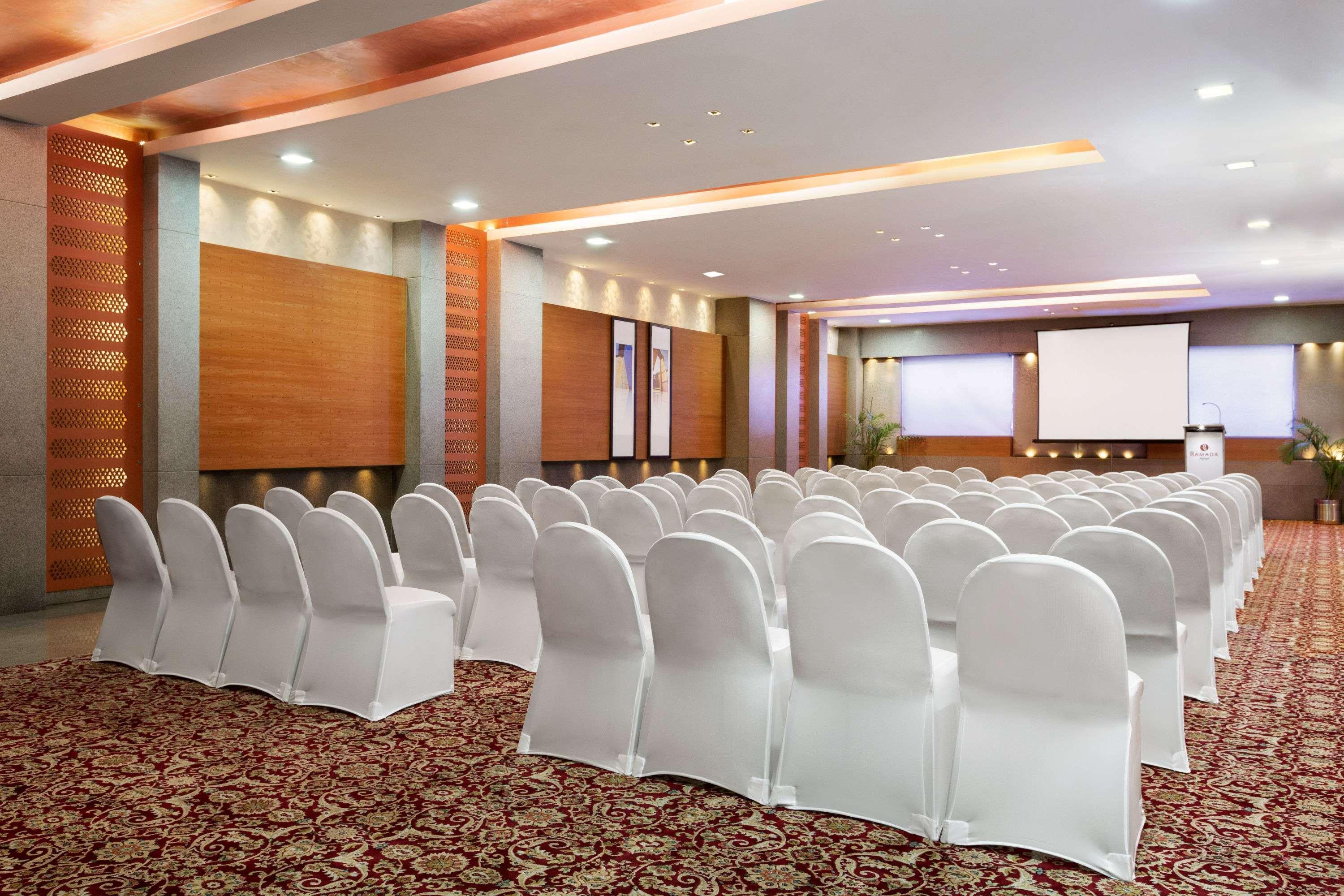 Ramada Ajmer Кішангарх Екстер'єр фото